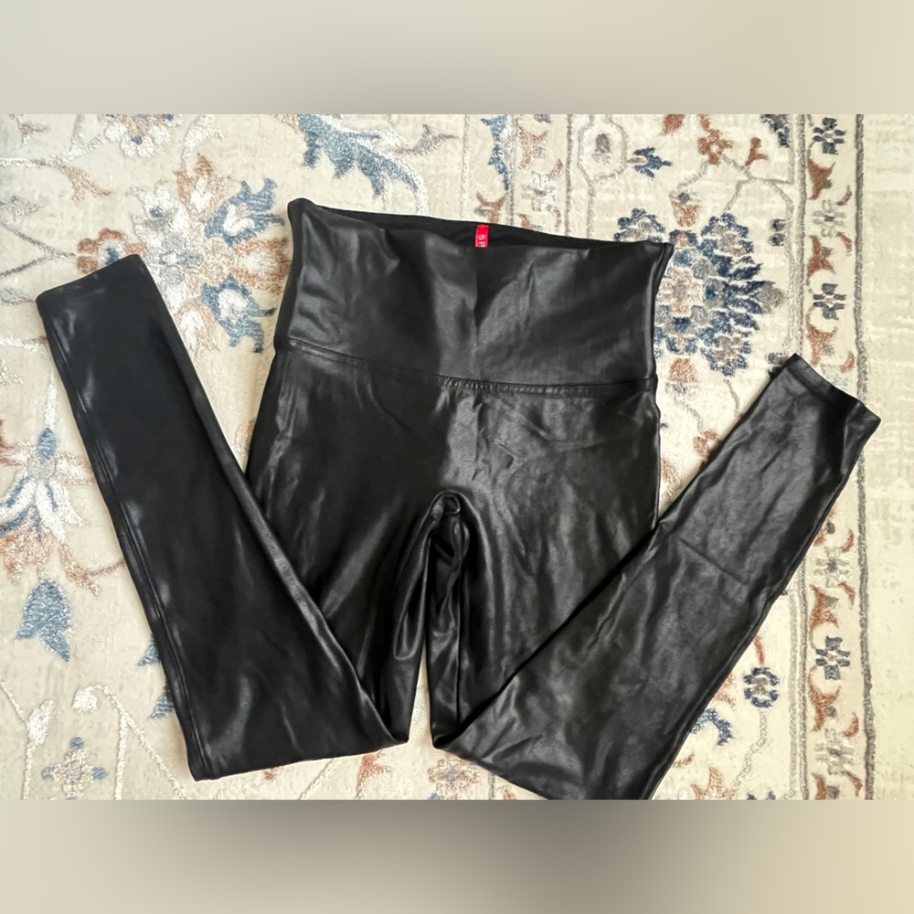 SPANX Faux Leather Leggings Sz Large